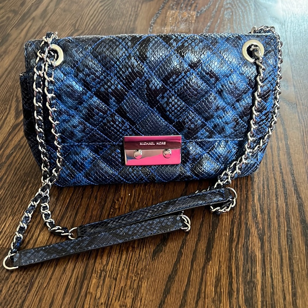 Michael Kors crossbody/shoulder bag